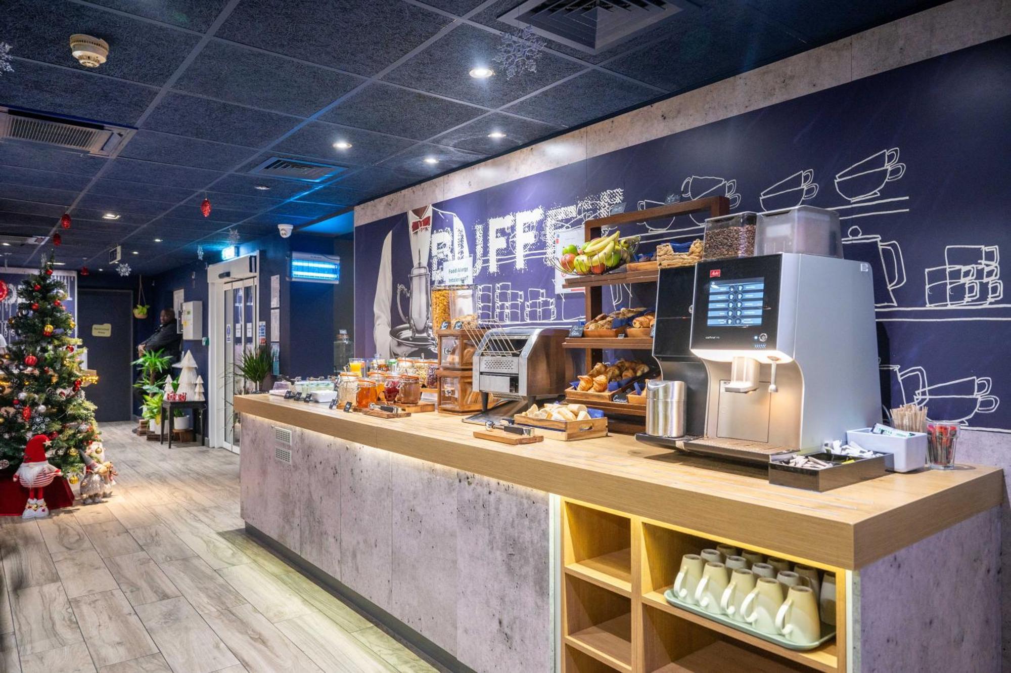 Ibis Budget London Barking Баркінг Екстер'єр фото