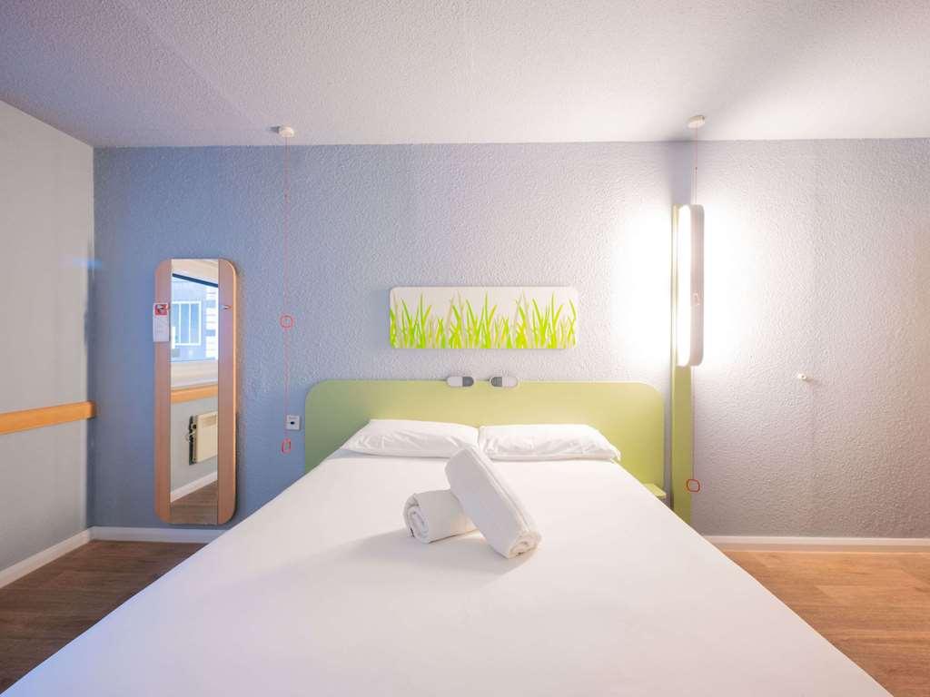 Ibis Budget London Barking Баркінг Номер фото